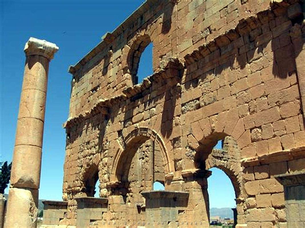 ALGERIE-RUINES ROMAINES DE LAMBESE (30).jpg